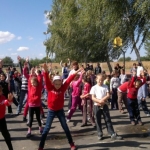 199255_2440901638797_604731325_n